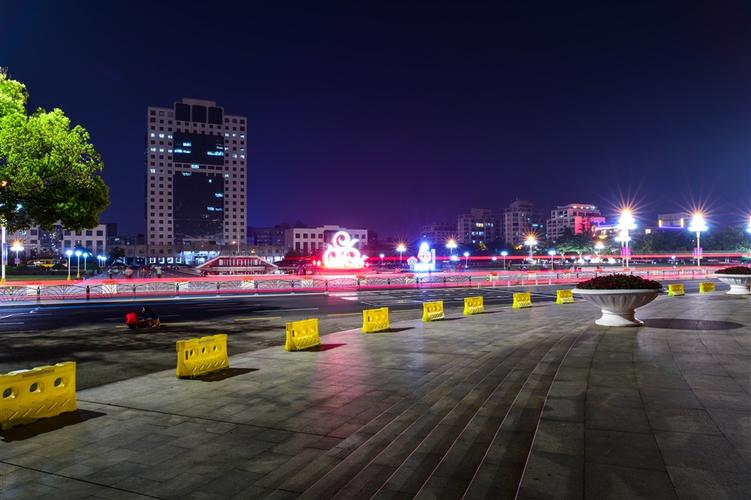 昆山摄影家 - 市政府夜景