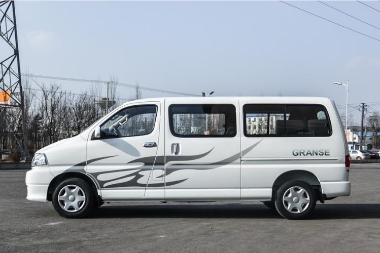 金杯在国内口碑极佳,新版商务车让人心潮澎湃_搜狐汽车_搜狐网