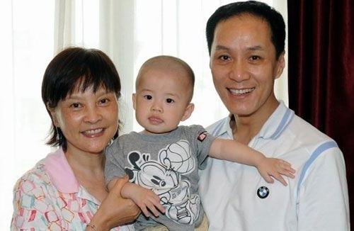 冯远征:结婚只花了39元登记手续费