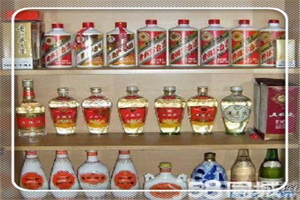 旬阳收购85年五粮液电话回收名酒:新老茅台,五粮液,国窖,剑南春,老