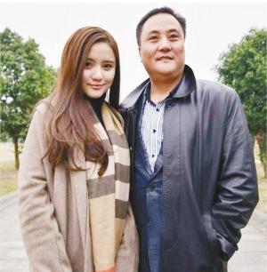 川足老总艾如:其实我是演员