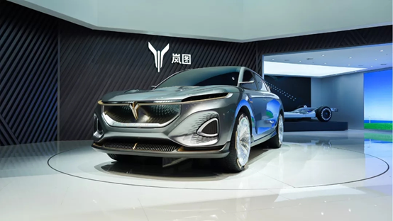 岚图汽车中大型高端智能电动suv预生产下线!