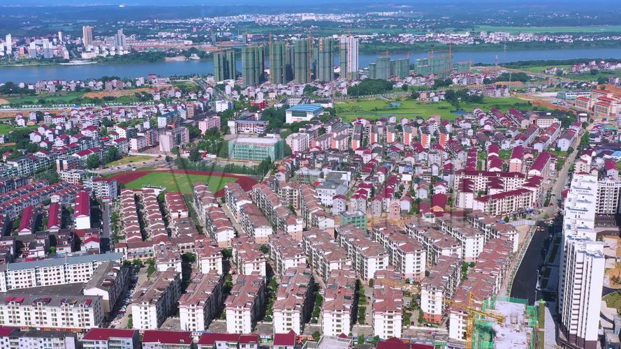 江西省吉安市万安县县城街景