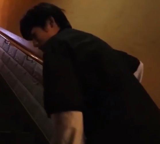 宋亚轩女友视角"站在你身后被你保护"