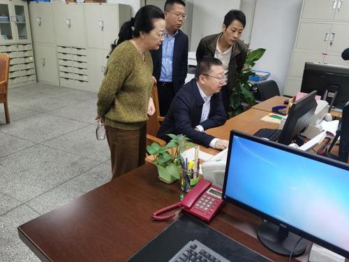 市委副书记,市长元方到市财政局调研指导工作