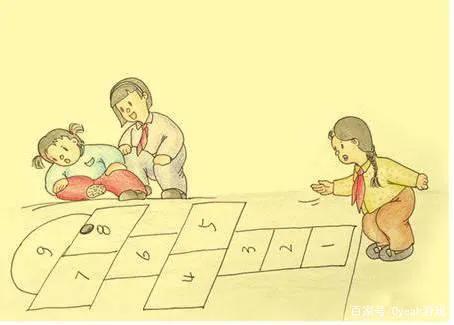 一边一个同学扔沙包,剩下的就站在中间躲避,每次沙包一扔,所有人就呼