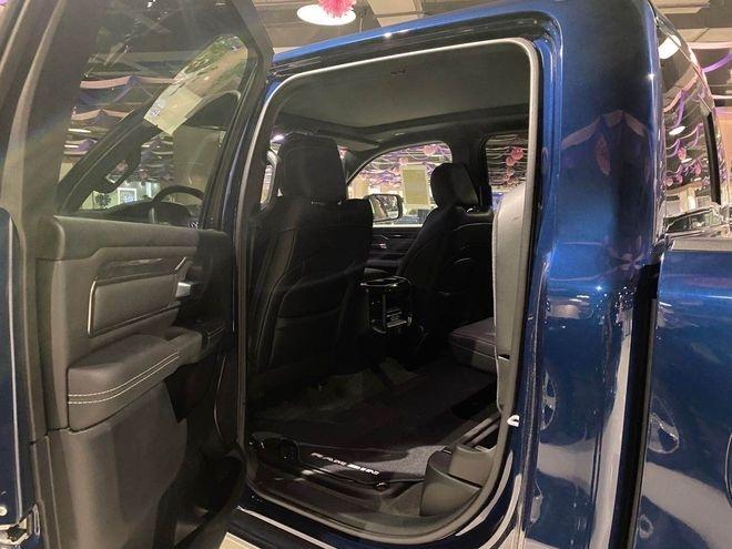 2021款道奇公羊1500运动版动力试驾测评