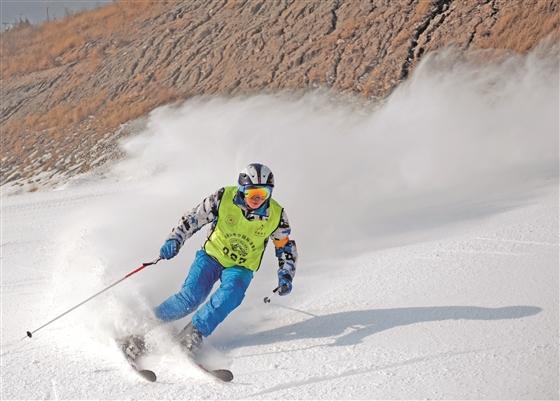 全国高山滑雪巡回赛山西站在晋中市开赛