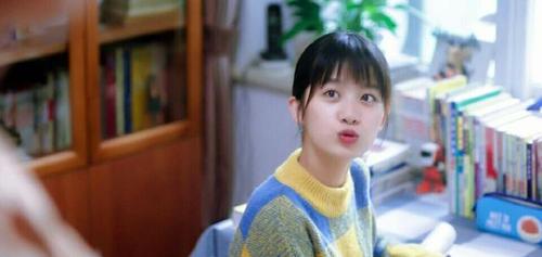 看了《独家记忆》女主李婷婷的剧照,才知道什么是大学校花