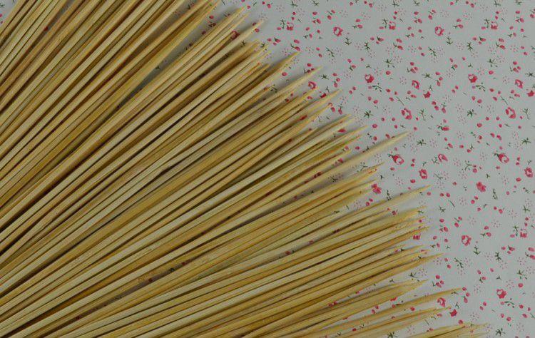 烧烤竹签 烧烤用具木炭配件竹签竹烤针长3mm*30厘米 烧烤签袋装