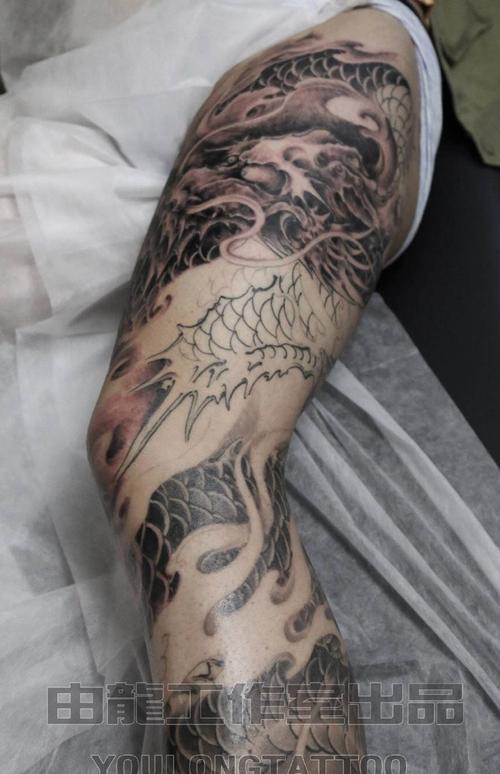 盘龙腿纹身图片新传统纹身图案