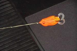 雷蛙的绑法图解