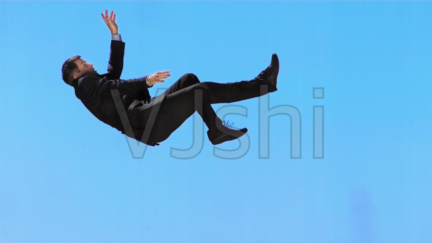 身体从高空下坠_1920x1080_高清视频素材下载(编号:)