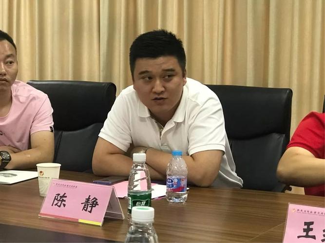 台一出号 两位数 q邮不送邮保安 秦衣已做完四闪卡 钥匙挺多