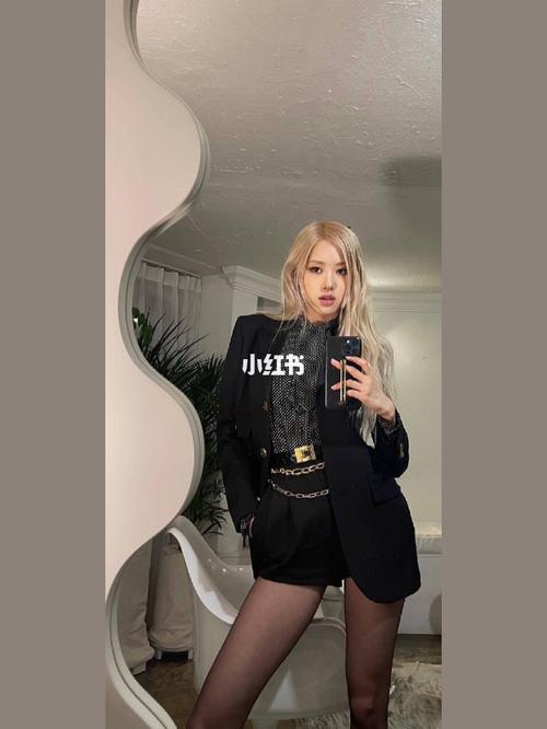 朴彩英无水印壁纸分享  姐姐我晕腿_壁纸_朴彩英_rose