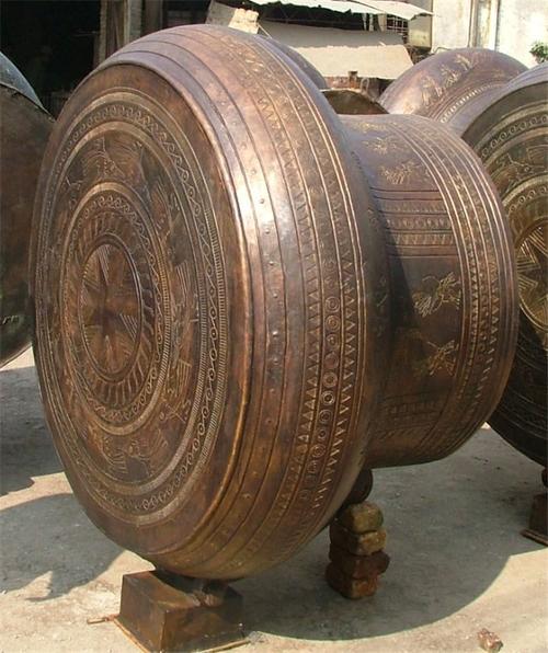 铜鼓厂家服务为先 河北树林雕塑