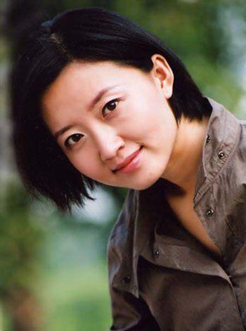 供应央视主持人柴静