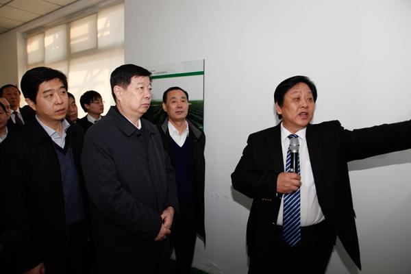 山东省委书记,省人大常委会主任姜异康莅临我公司视察