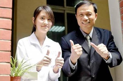 世界可能没有变好,但我们仍要感谢林奕含_陈星