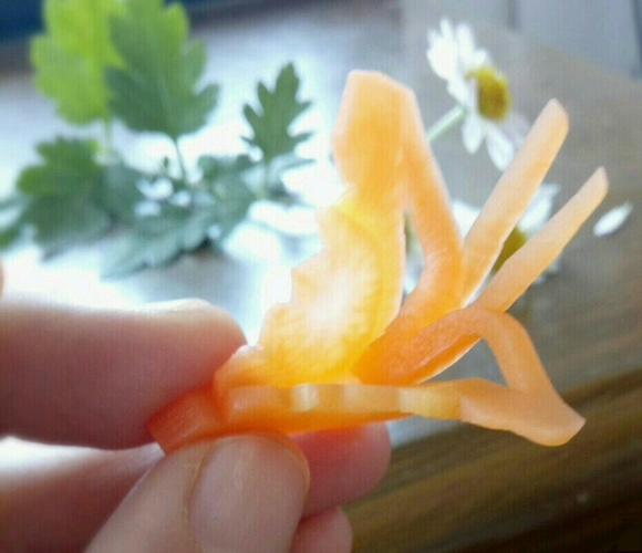绿萼123做的萝卜盘饰
