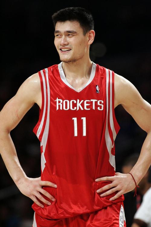 如果没有受伤, 姚明能在nba夺冠吗?
