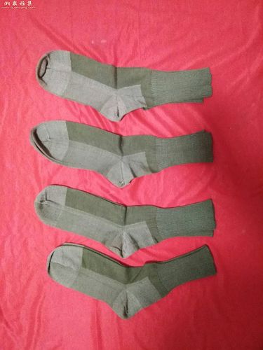 全新老式军用袜子《4双》