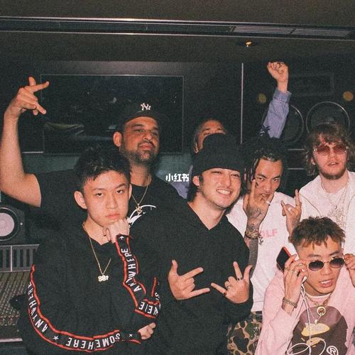 是金子总会发光——rich brian_说唱_rising怎么样_音乐_youtube_嘻哈