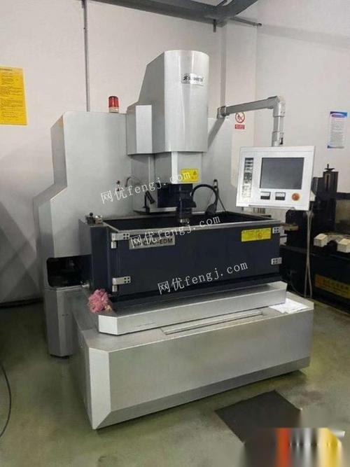 江苏泰州低价转让二手沙迪克a40cnc-edm火花机