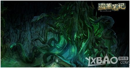 七星鲁王宫九头蛇柏