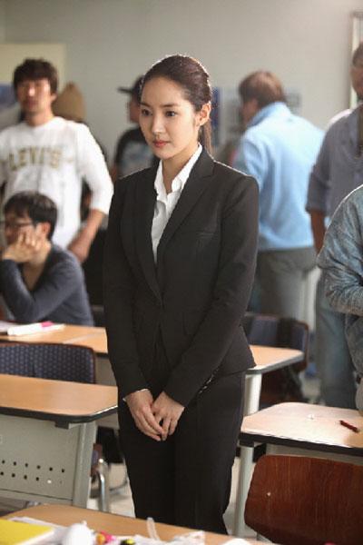 《城市猎人》朴敏英变身警卫员引热议(图)