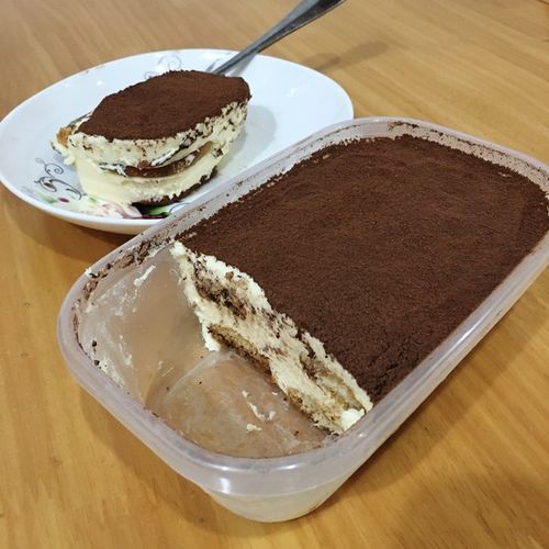 yolanda陈陈陈做的《tinrry 》提拉米苏