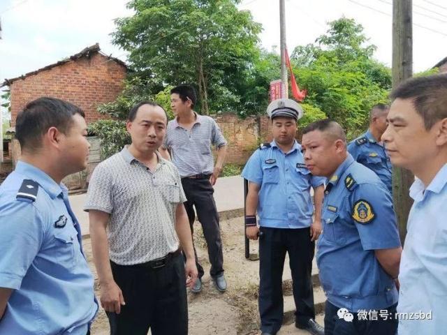 衡阳县三湖镇开展学校交通安全联合整治行动