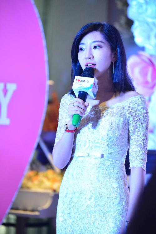 遇到了厦门fm90.9的女神主播哦