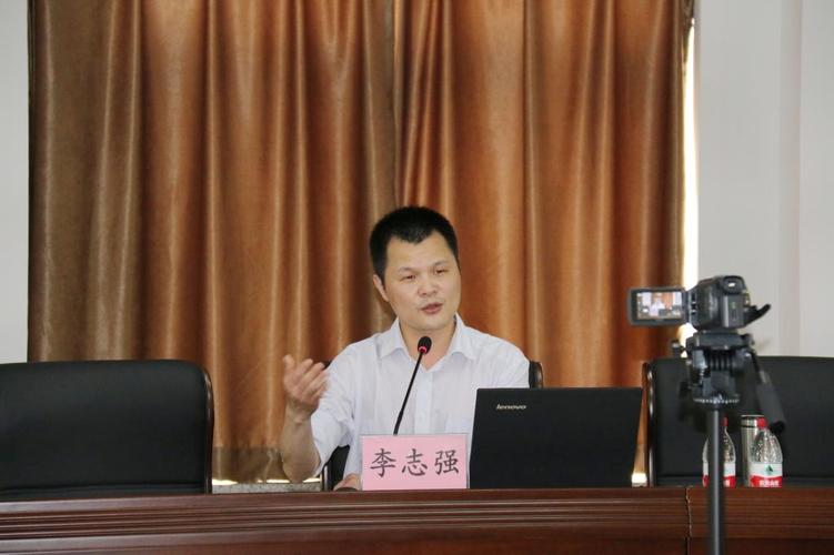 省骨科医院主治医师李志强来我校讲座坐诊-河南财经政法大学医院信息