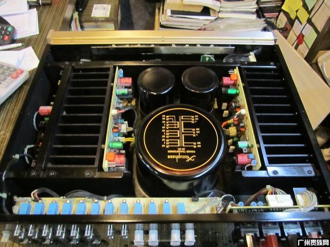 金嗓子合并功放e-305v