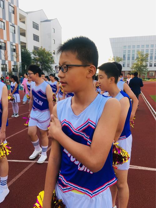 2018年湖海塘中学阳光体育运动会之苽5班的风采