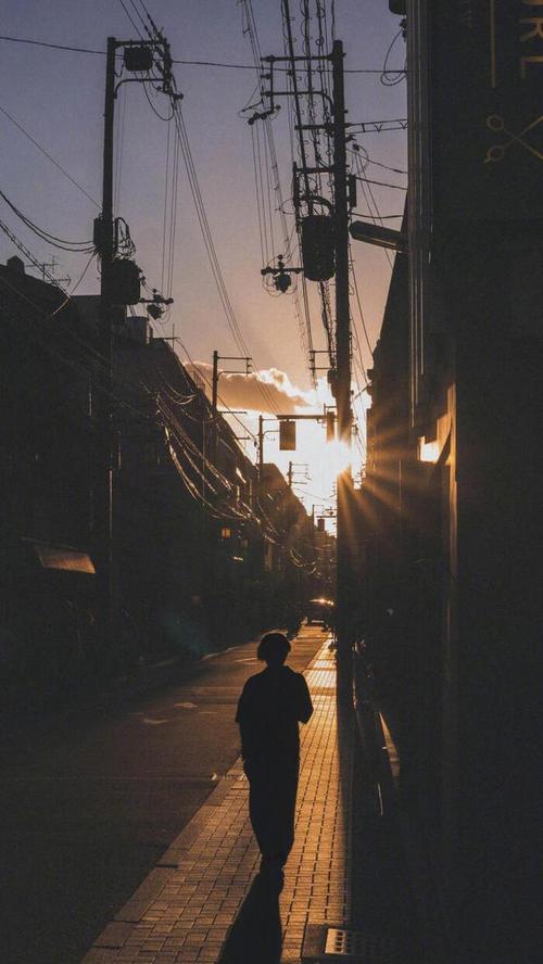 令人痛彻心扉的句子,文艺伤感,痛入骨髓!