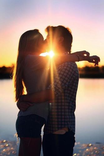 qq情侣图片:你陪我,走过了一段最幸福的唯美