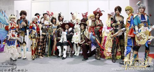 九合游戏主推的《卓越之剑2》的cosplay团队非限定人形馆