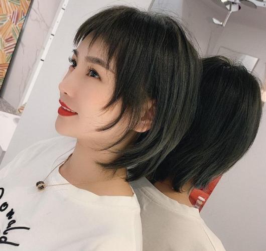 女性短发发型女2021流行发型