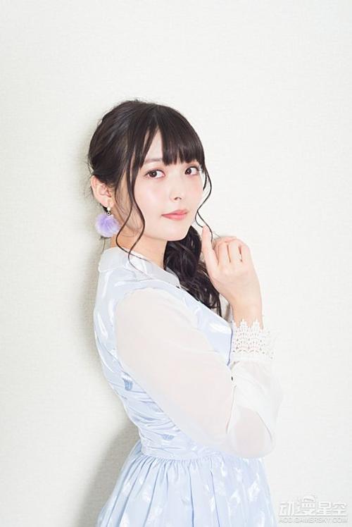 美女声优上坂堇最新写真发布清纯衣装尽显甜美气质