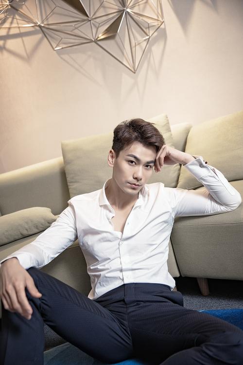 戴向宇乐活写真绅士骨子里的大男孩