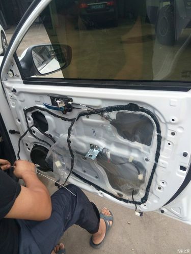 开始引导串线,用铁丝作为引导线