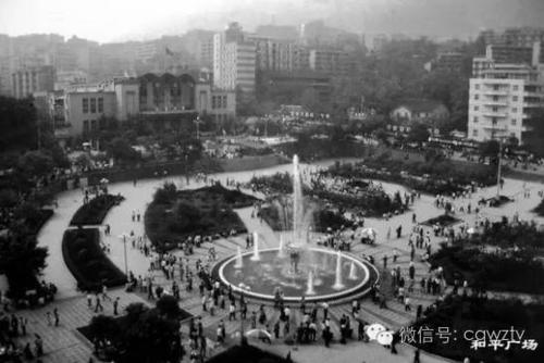两张关于万州的对比照片,看哭了无数人!