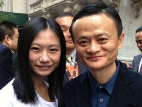 看看马云的儿子马元坤再看看女儿马雪网友基因也太强大了