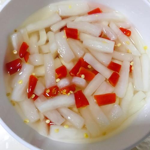 酸甜爽口萝卜生