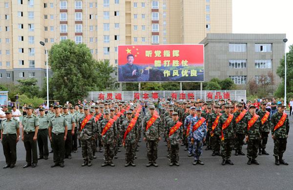 我县2018年新兵入伍欢送大会召开