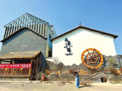 安阳县新打造的"西裴小镇",成为群众喜爱的网红打卡地.赵阿娜摄