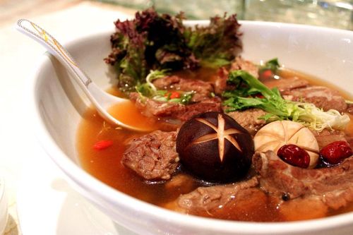 新加坡特色美食之肉骨茶