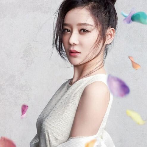 袁姗姗(mabel yuan)女演员,87年出生湖北省襄阳市,如今33岁了,北京